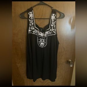Living Dolls Los Angeles Black Tank Top Plus Size